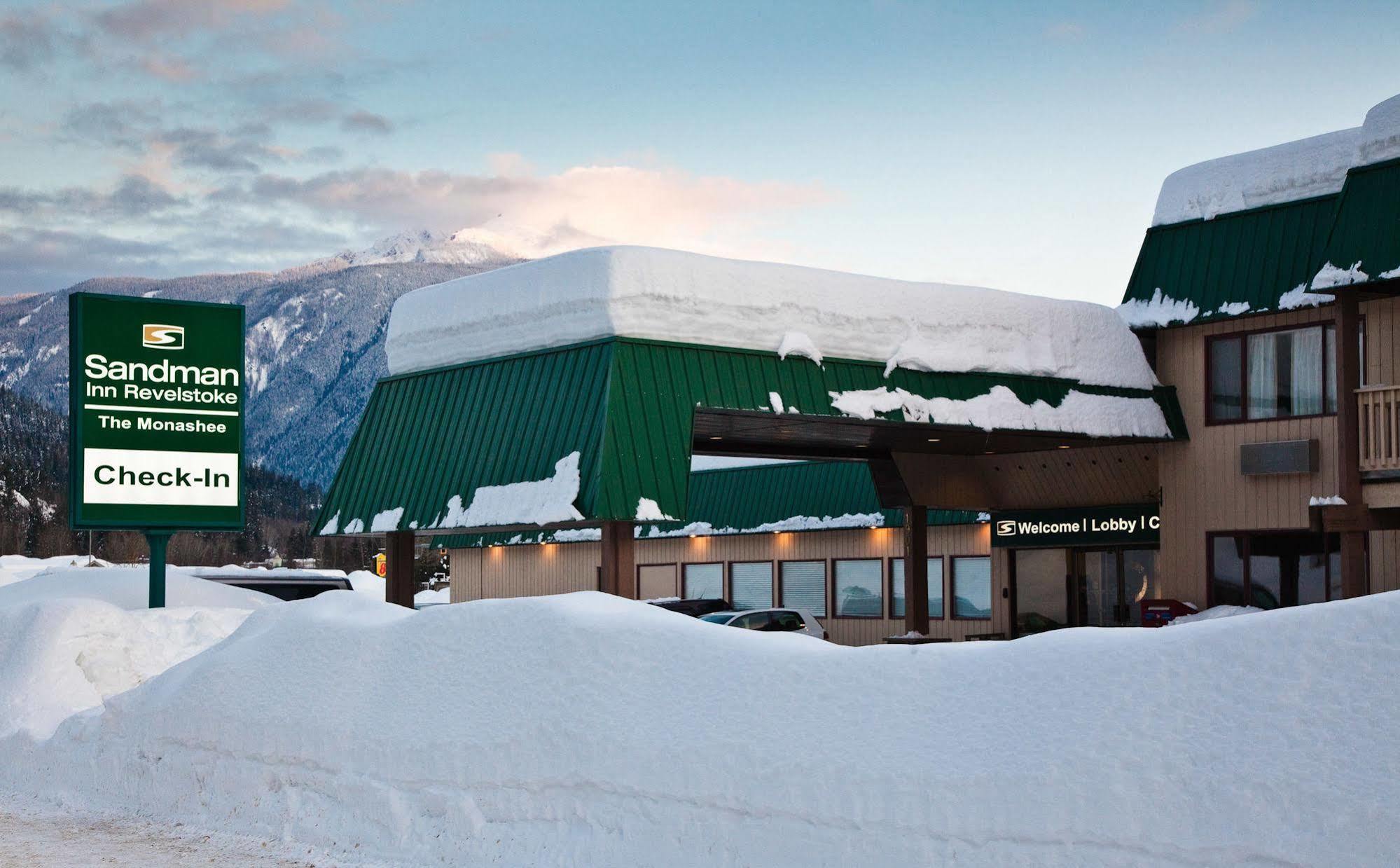 Sandman Hotel Revelstoke Zewnętrze zdjęcie